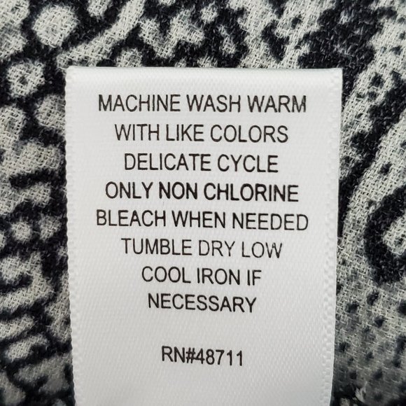 Ophelia Roe Black Snakeskin Print Bell Sleeve Layered Pullover Top Size M - Picture 11 of 12